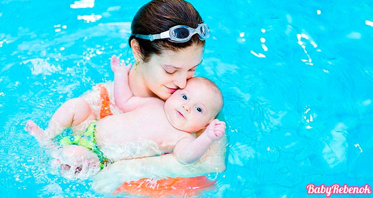 Грудничковое плавание. Как научить новорожденного плавать